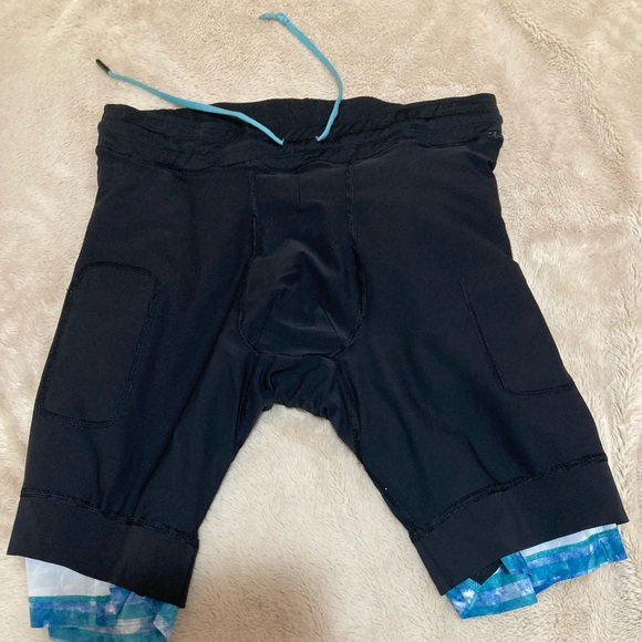 Men’s lululemons size large - Picture 4 of 5